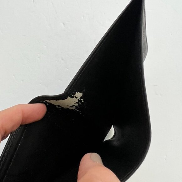 Louis Vuitton black Epi wallet - Picture 7 of 8